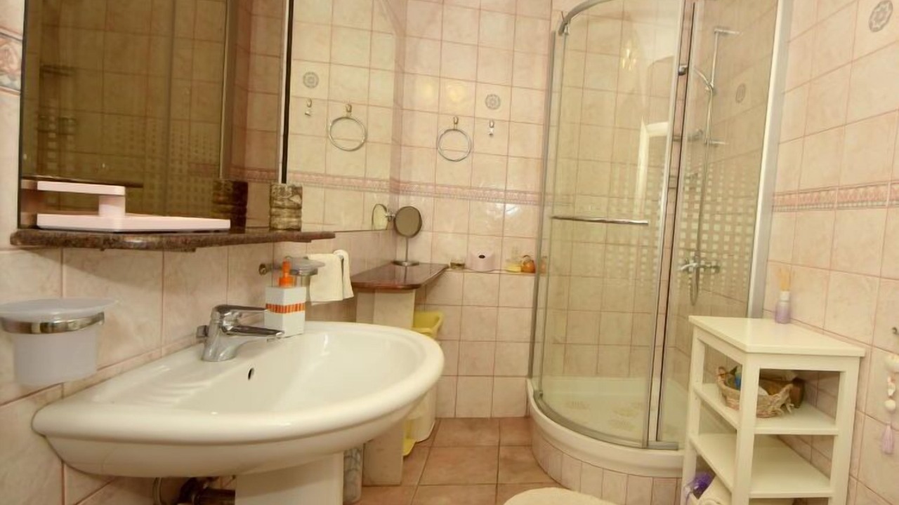 Photo of Bathroom in Okrug Gornji