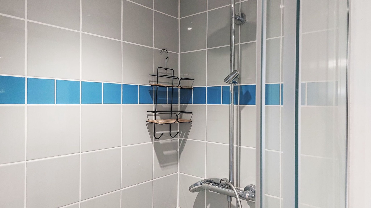Photo of Bathroom in Languenan