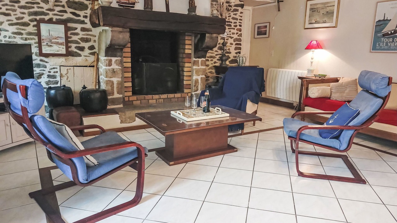 Photo of Livingroom in Languenan