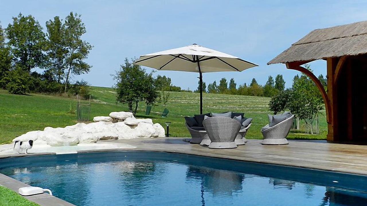 Photo of Outdoor in Cancon