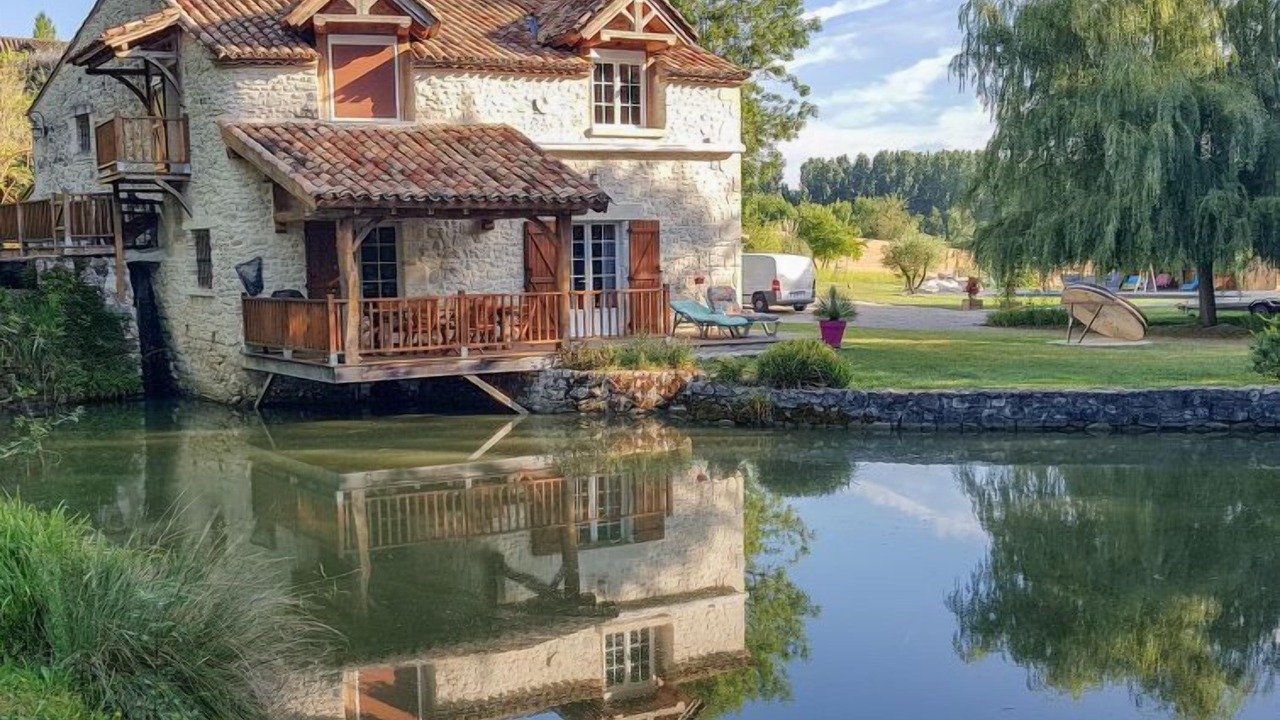 Photo of Others in Cancon