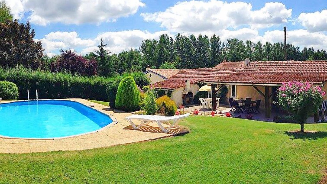 Photo of Outdoor in Condeon