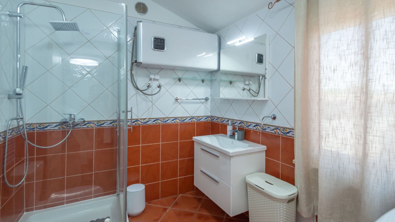 Photo of Bathroom in Pomer