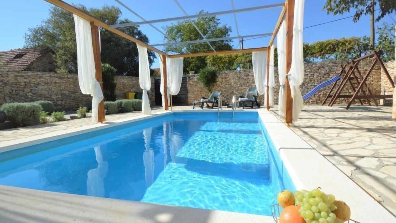 Photo of Outdoor in Promina