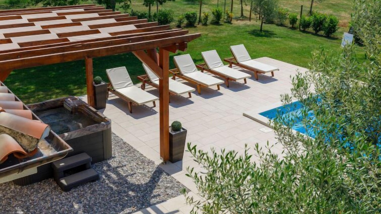 Photo of Outdoor in Vosteni