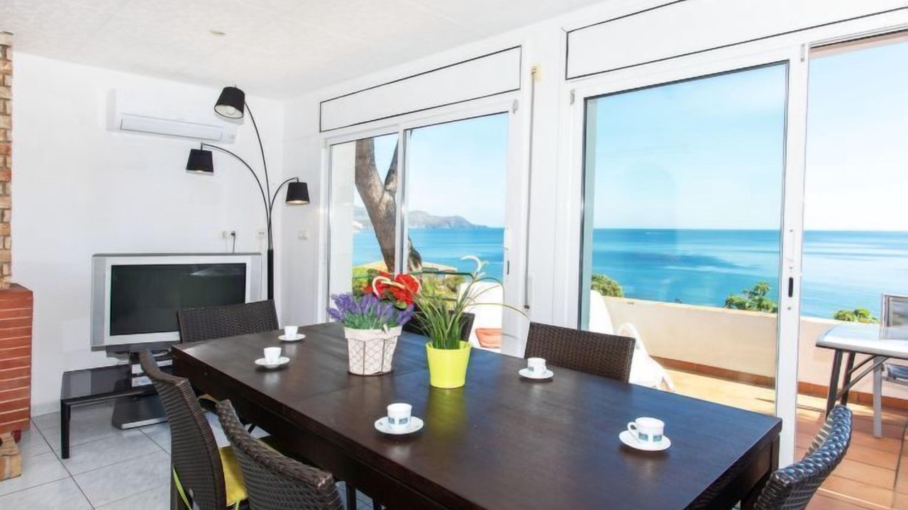 Photo of Bedroom in Llanca