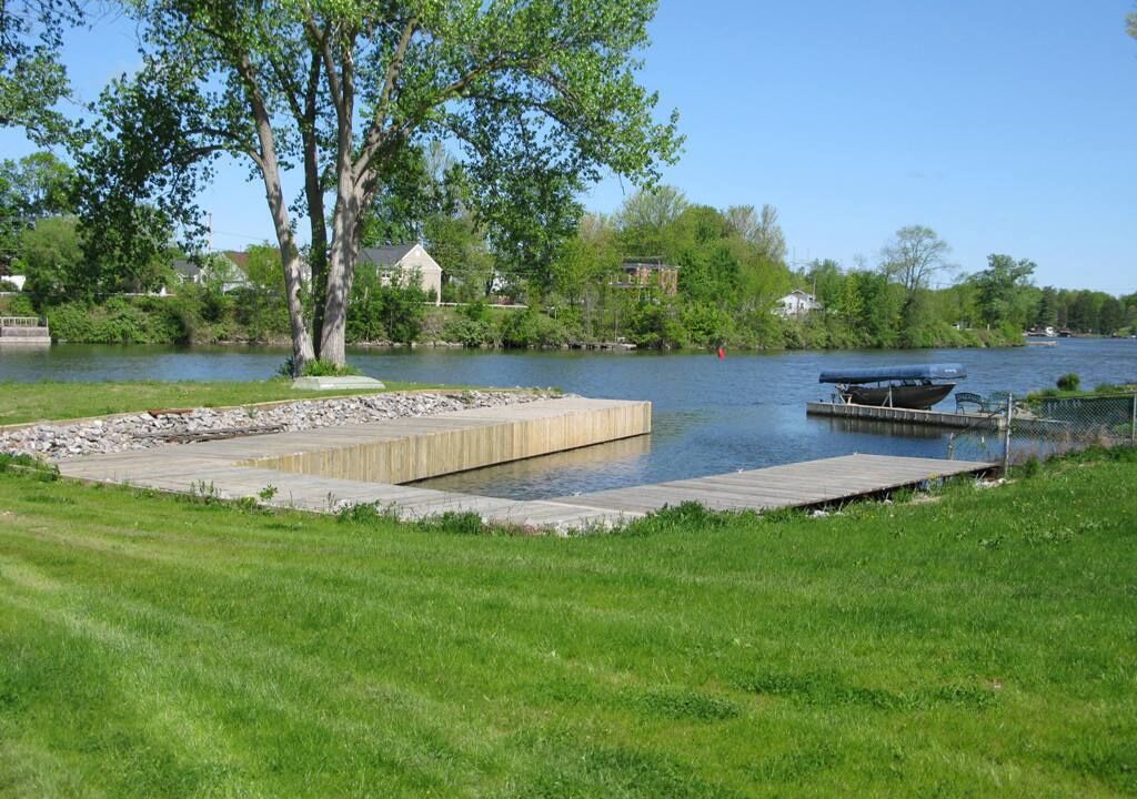 Photo of Outdoor in Bayberry