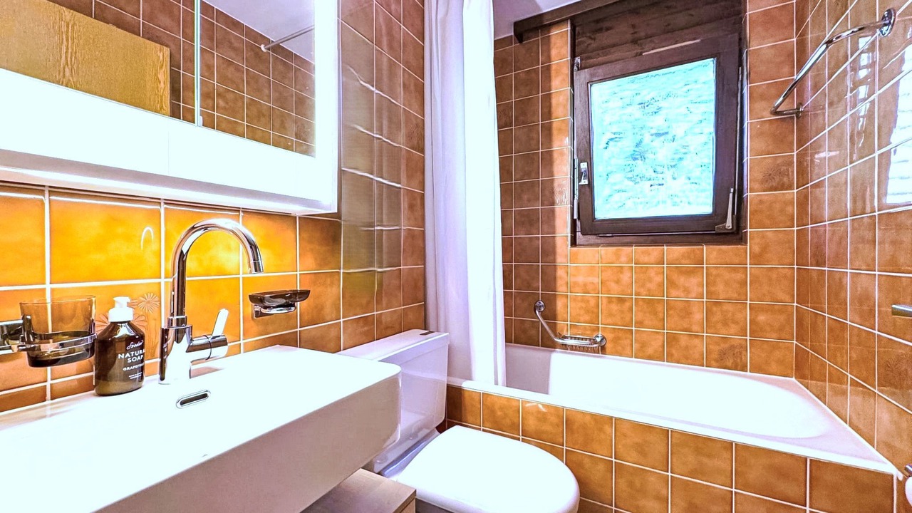 Photo of Bathroom in Inden