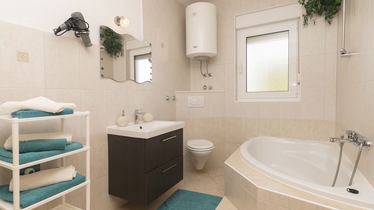 Photo of Bathroom in Slatine