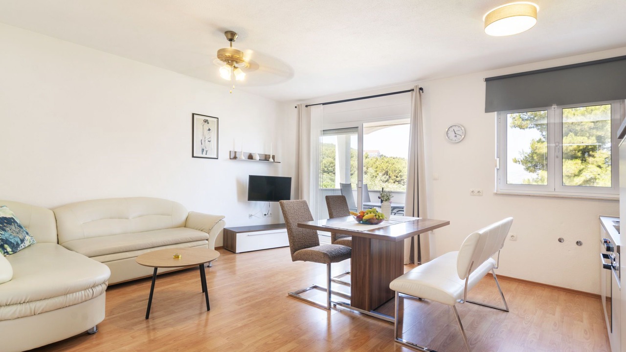 Photo of Livingroom in Slatine