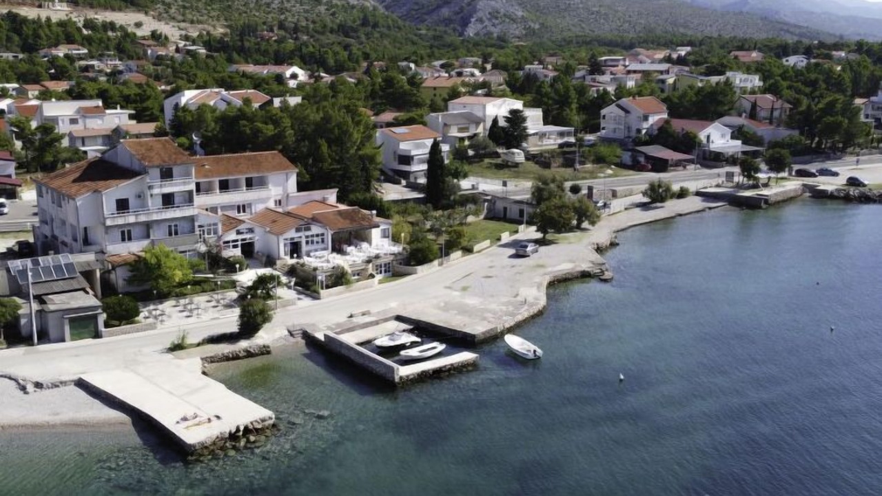 Photo of Others in Starigrad