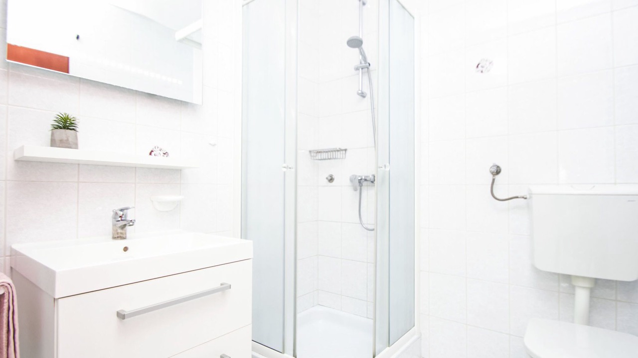 Photo of Bathroom in Tribunj
