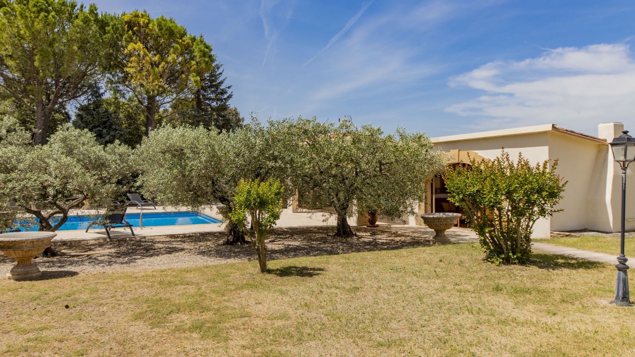 Photo of Outdoor in Cucuron