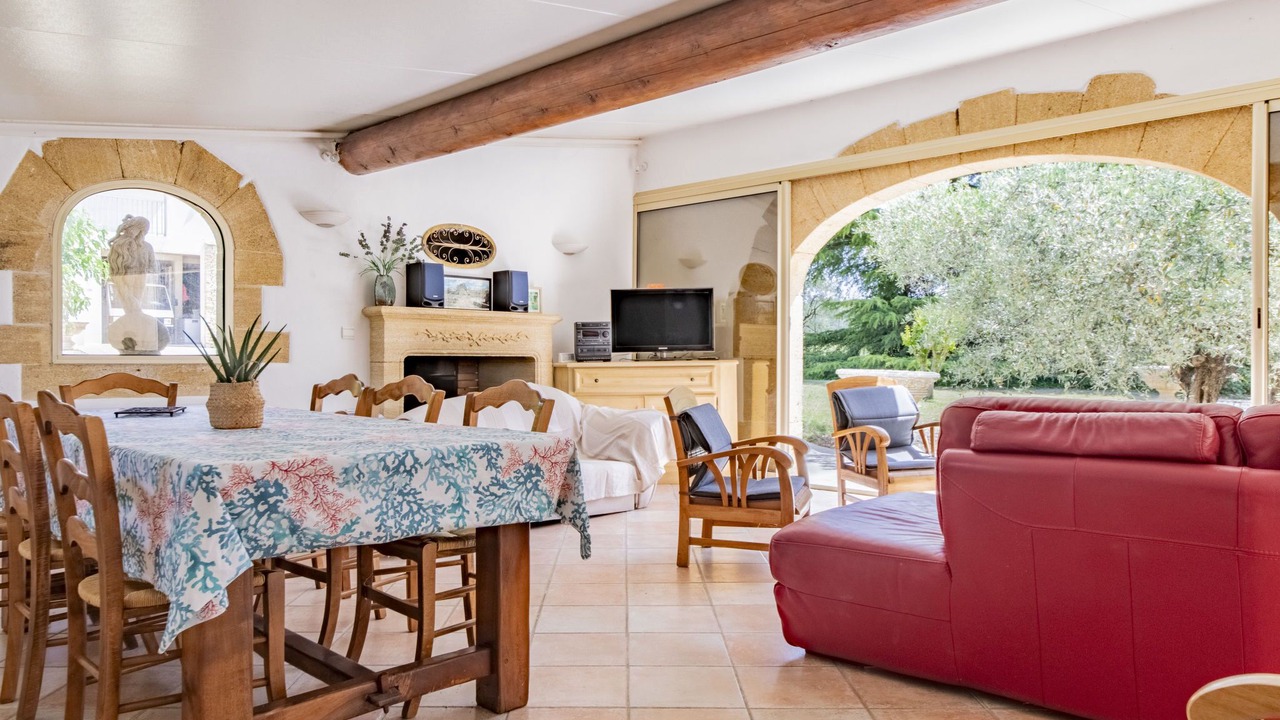 Photo of Livingroom in Cucuron