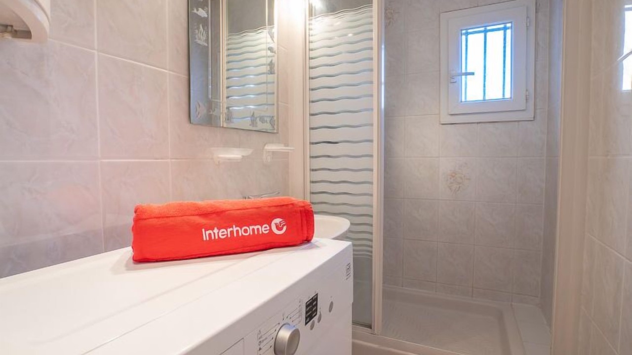 Photo of Bathroom in Saint-Cyprien Plage