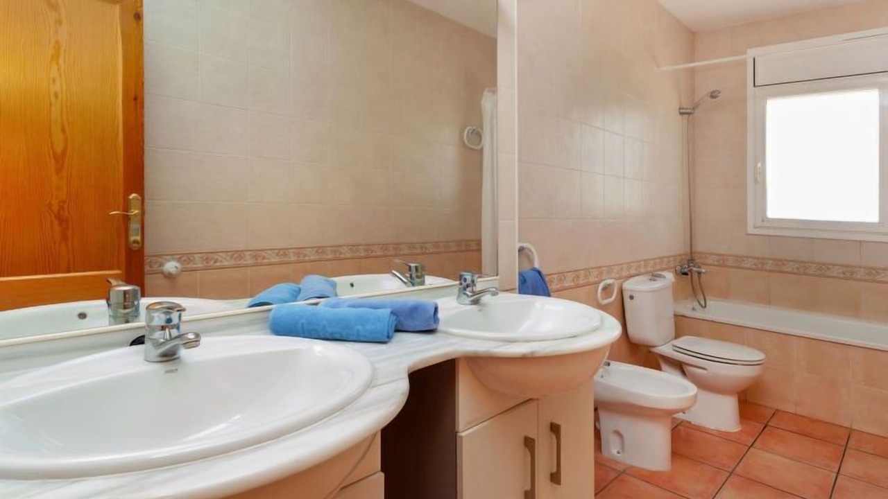 Photo of Bathroom in Les Tres Cales