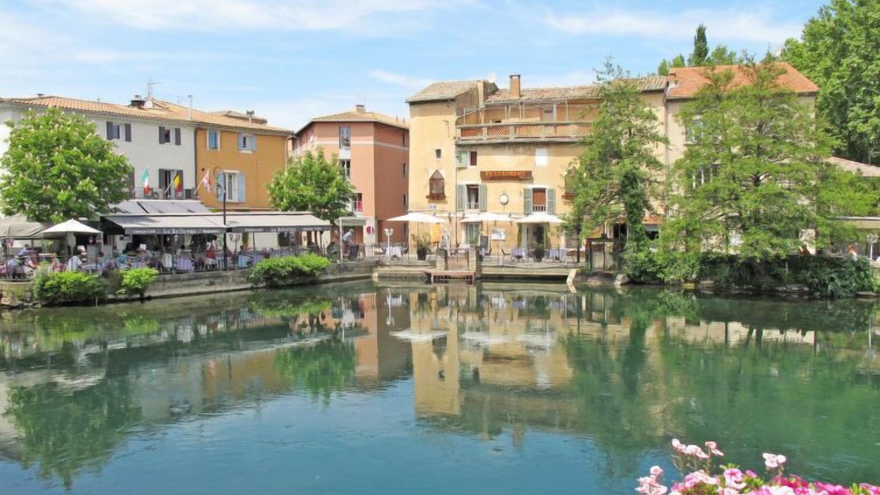 Photo of Outdoor in Caumont-sur-Durance