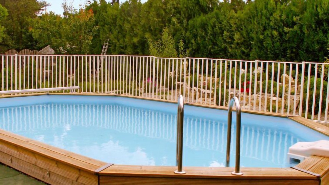 Photo of Outdoor in Caumont-sur-Durance