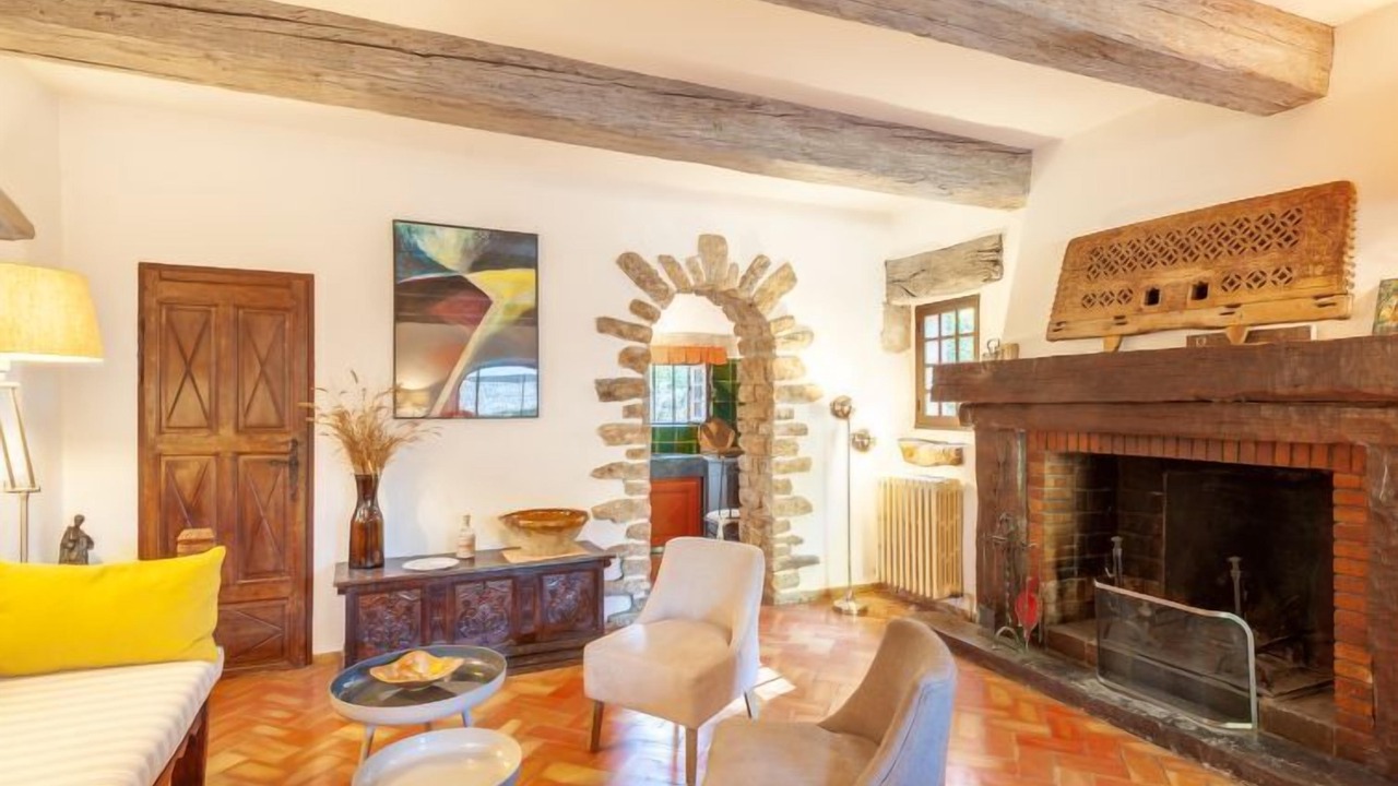 Photo of Livingroom in Menerbes