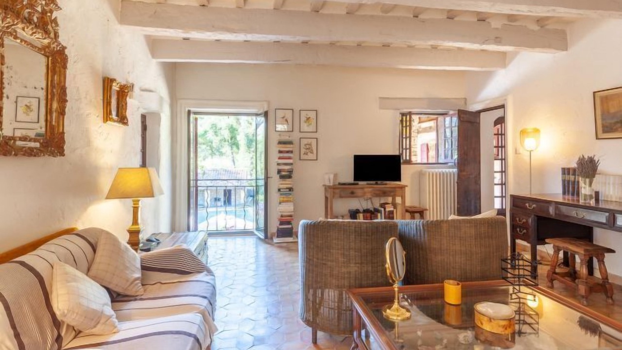 Photo of Livingroom in Menerbes