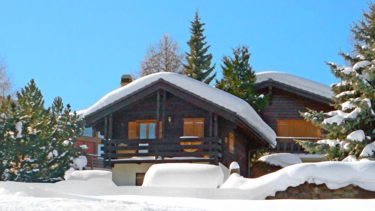 Photo of Outdoor in Saint-Pierre-de-Clages
