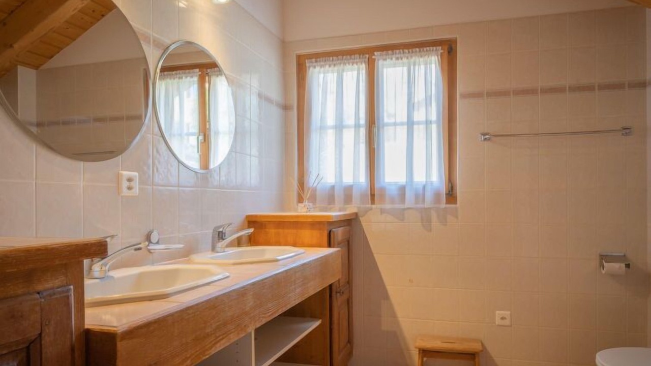 Photo of Bathroom in Ovronnaz