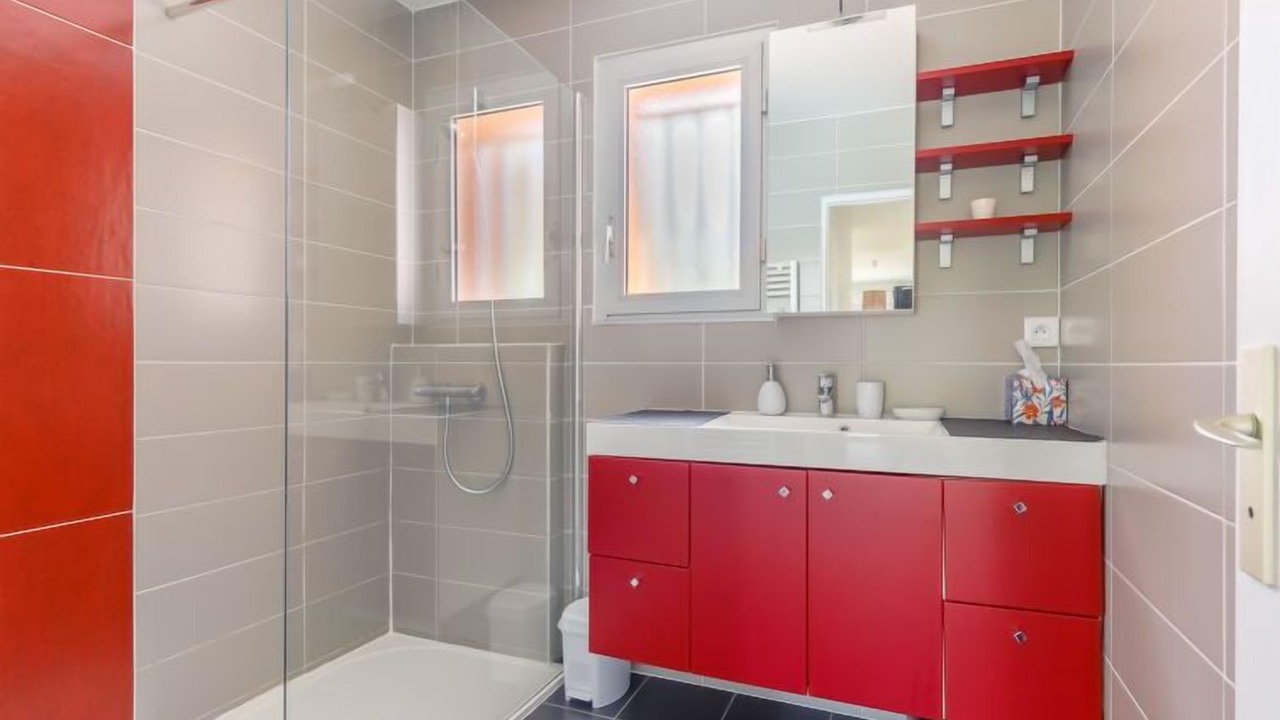 Photo of Bathroom in Olonne-sur-Mer