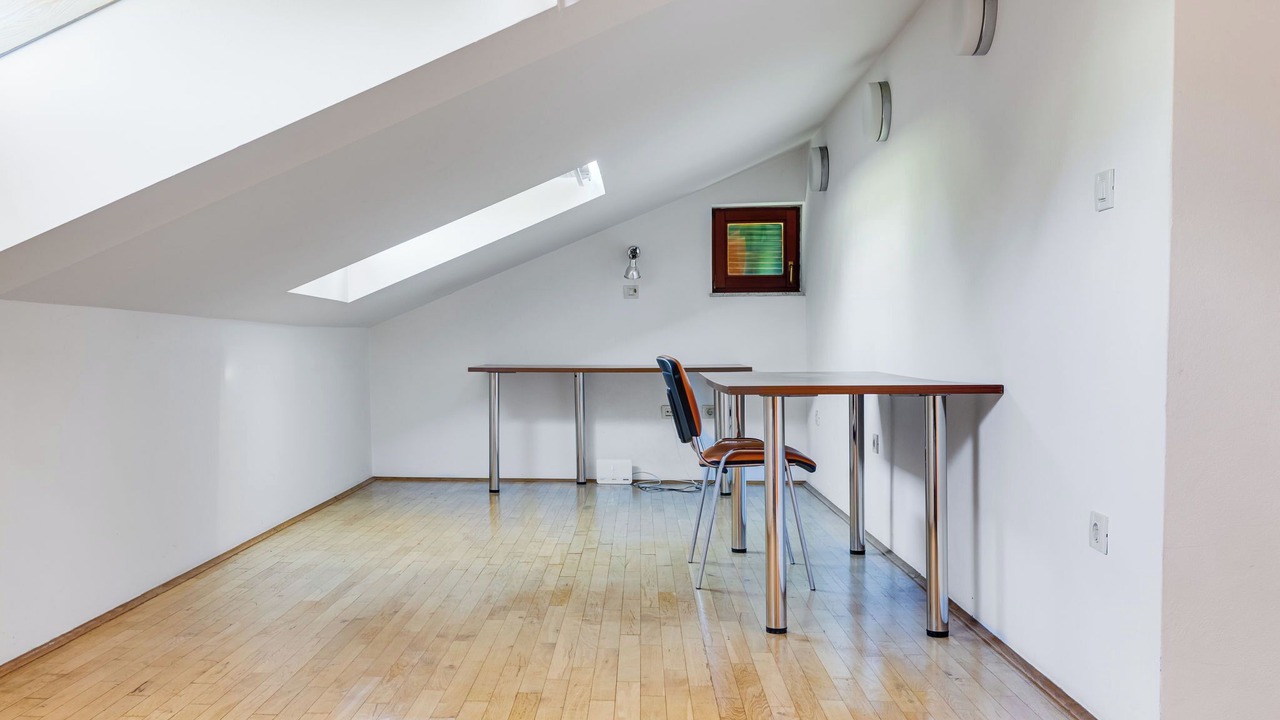Photo of Livingroom in Diklo