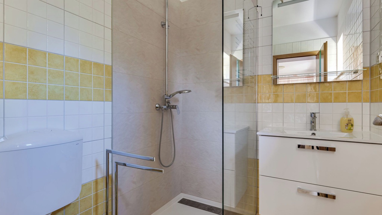 Photo of Bathroom in Diklo