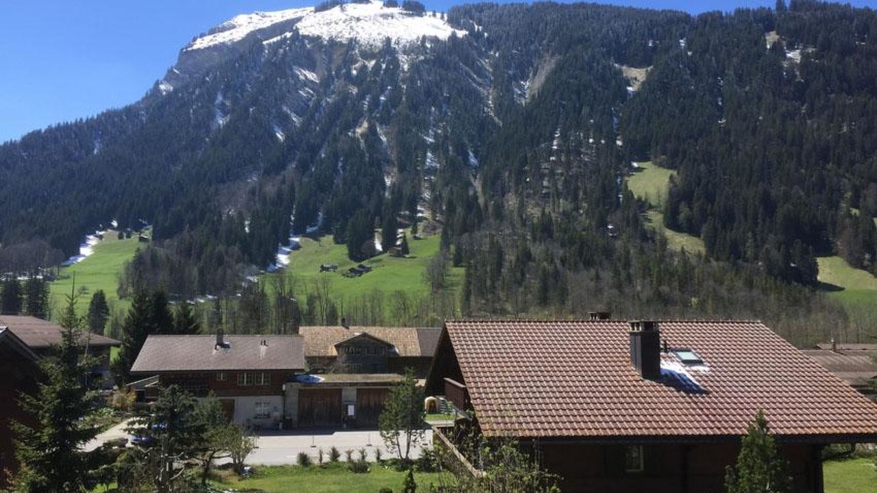 Photo of Others in Lenk