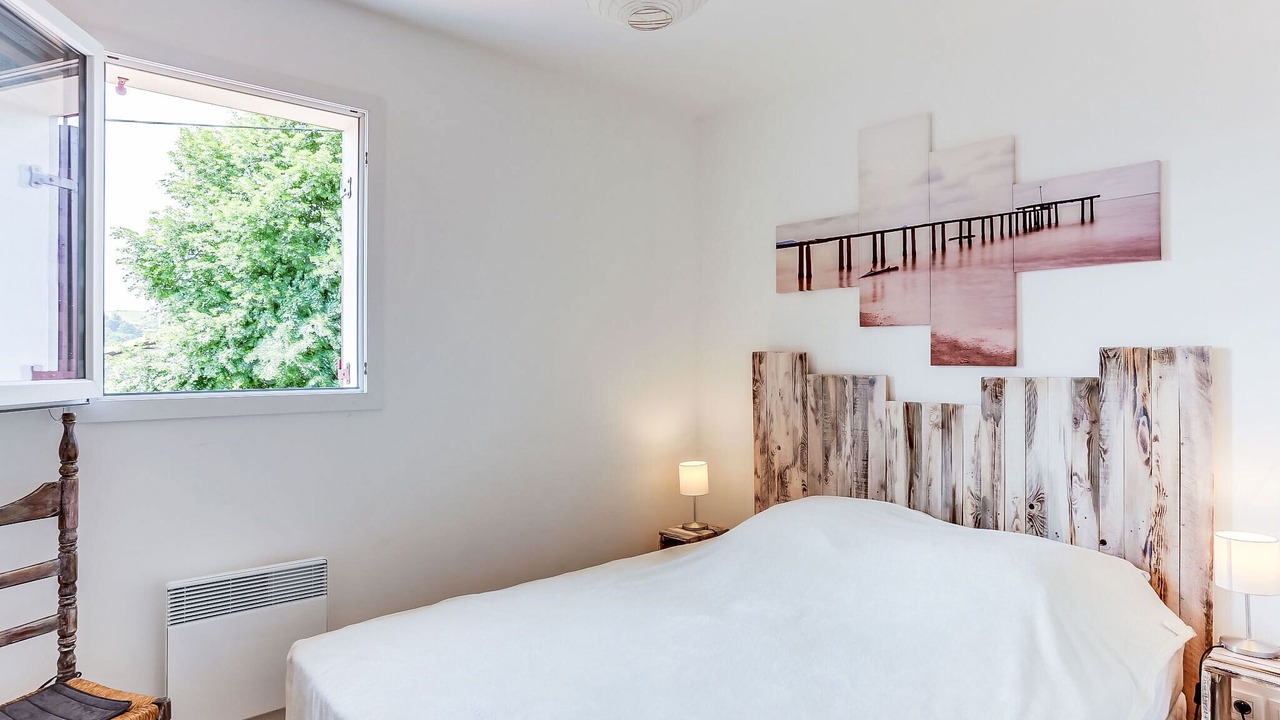 Photo of Others in Sare