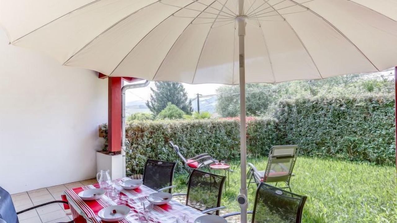 Photo of Others in Sare