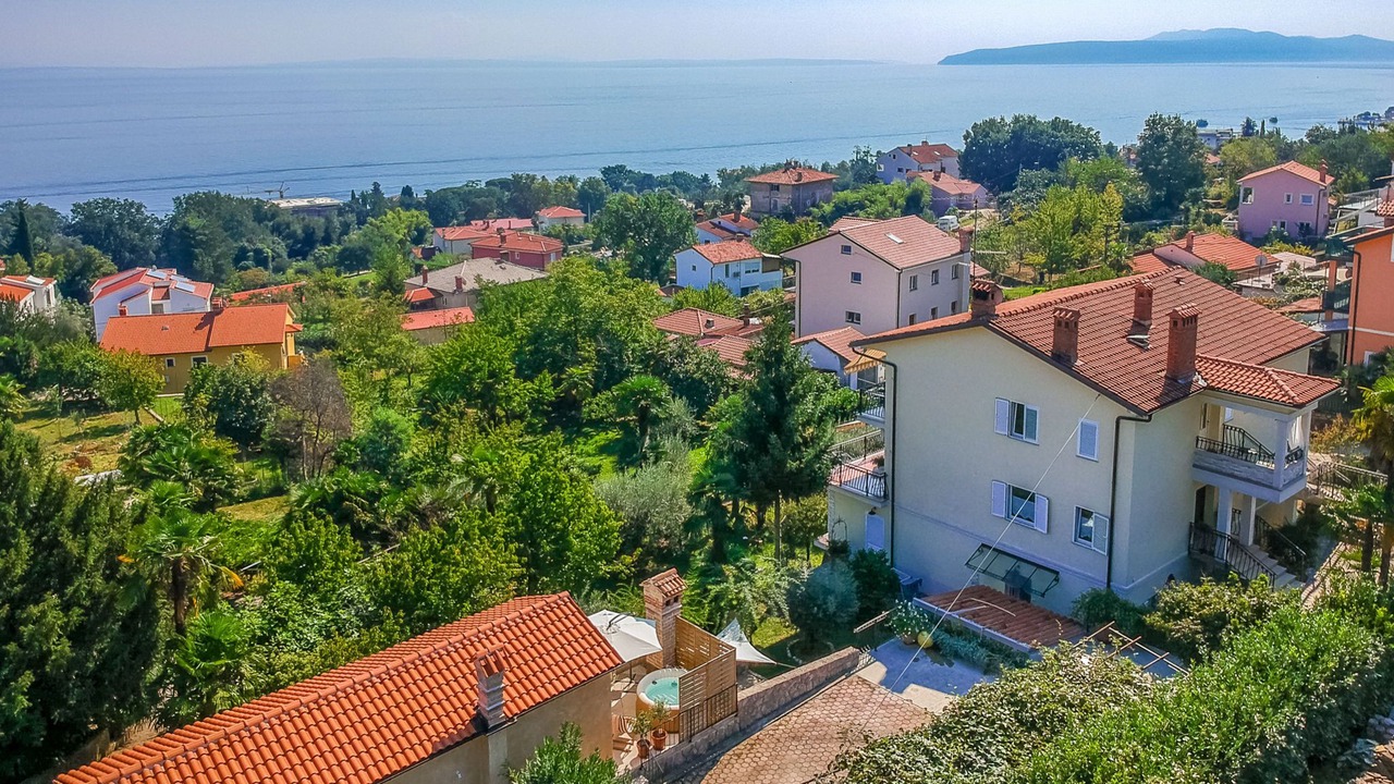 Photo of Outdoor in Ika