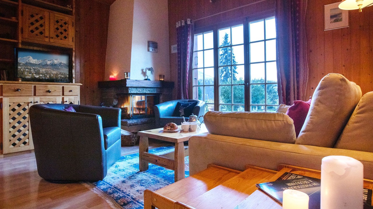 Photo of Livingroom in Arveyes