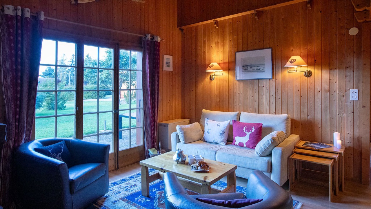 Photo of Livingroom in Arveyes