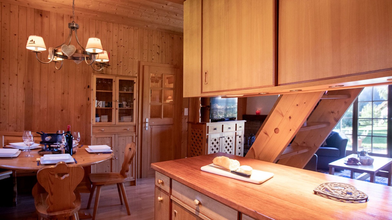 Photo of Bedroom in Arveyes