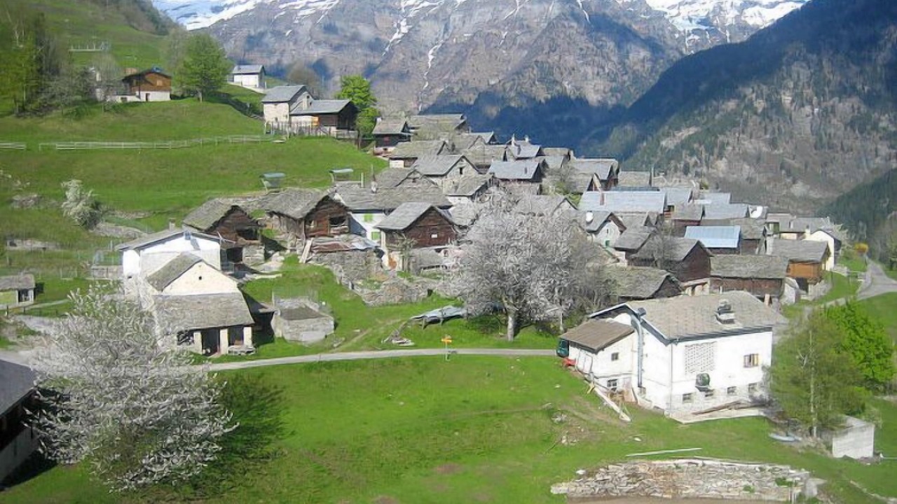Photo of Others in Malvaglia-dagro