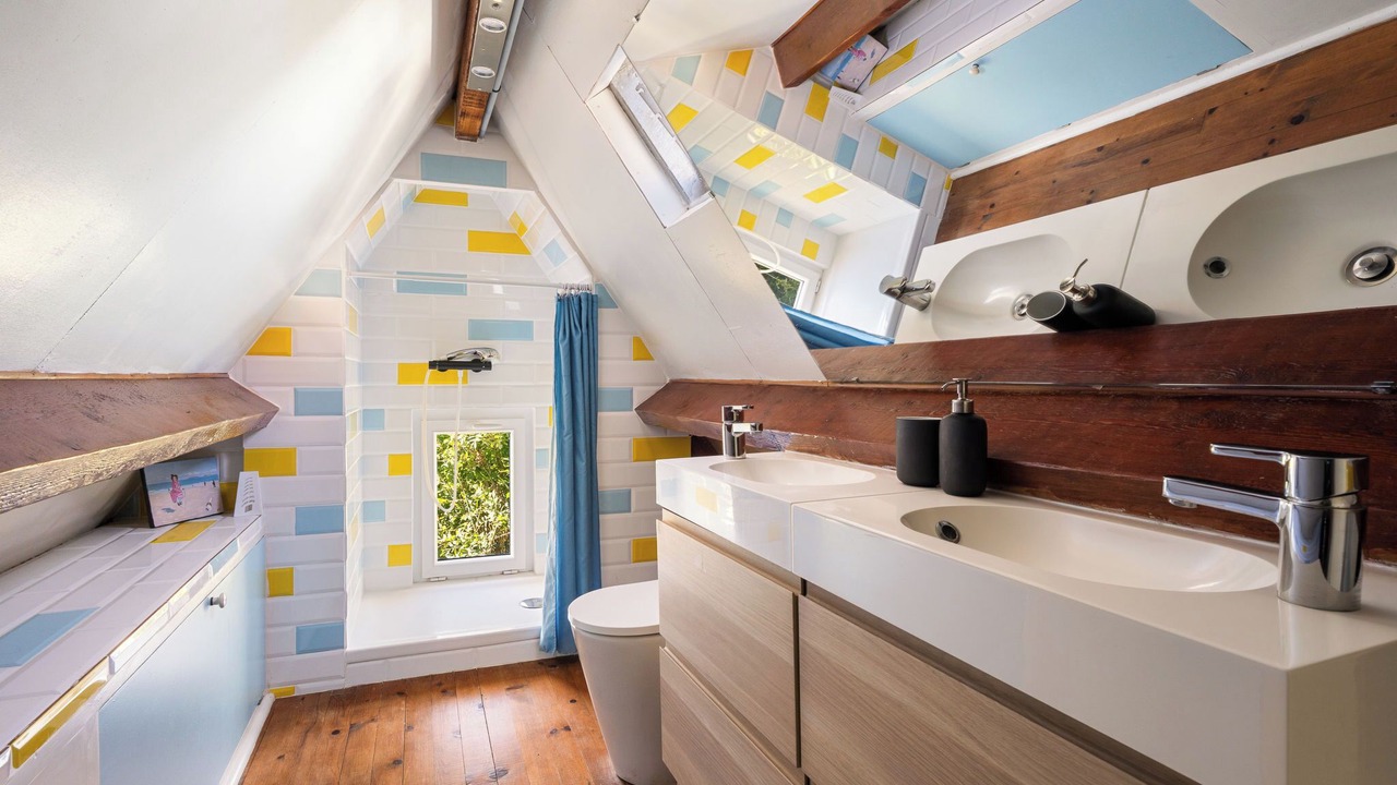 Photo of Bathroom in Saint-Lunaire