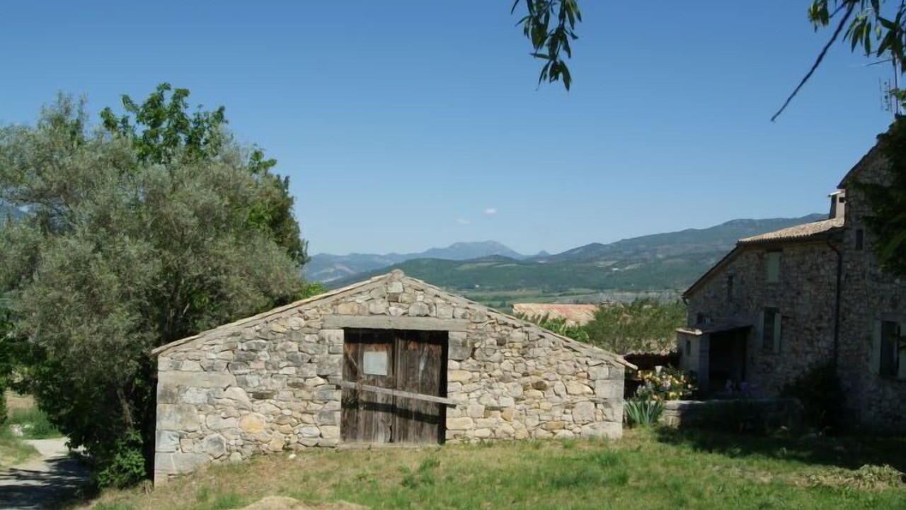 Photo of Others in Besignan