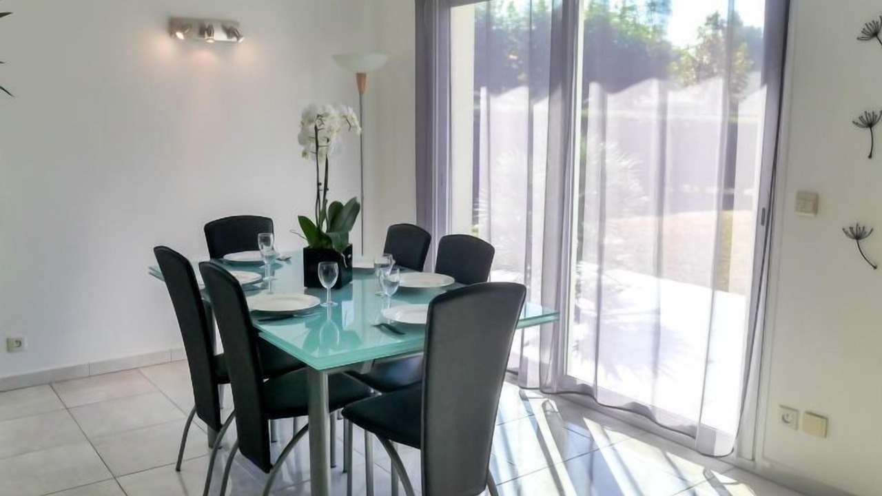 Photo of Bedroom in Tosse