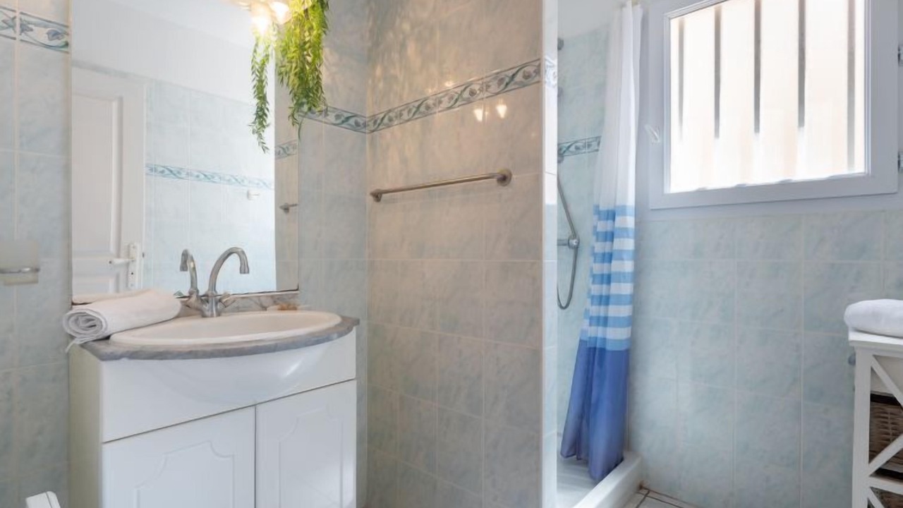Photo of Bathroom in La Cote Radieuse