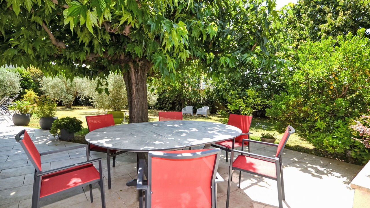 Photo of Others in Morieres-les-Avignon