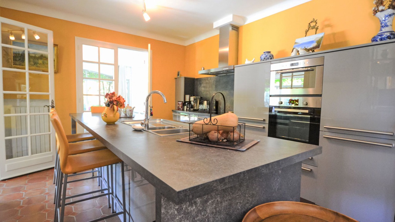 Photo of Bedroom in Morieres-les-Avignon