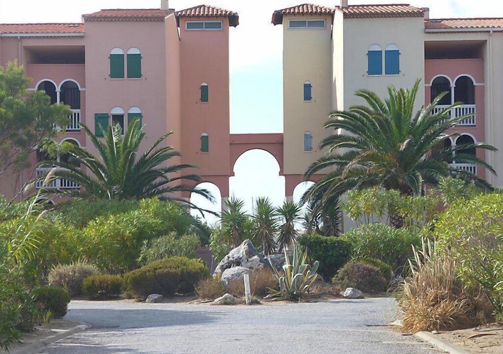 Photo of Buildings in Le Barcares