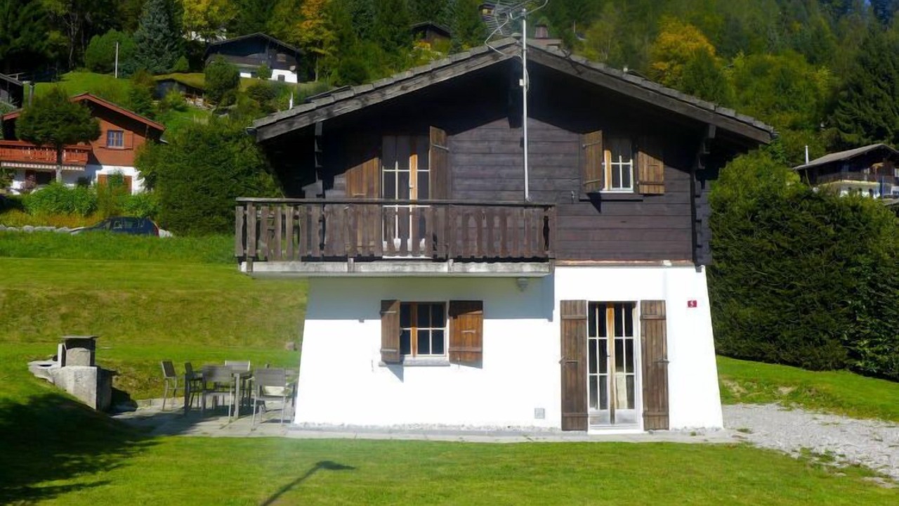 Photo of Others in Moleson