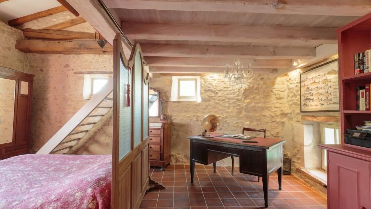 Photo of Others in Payroux