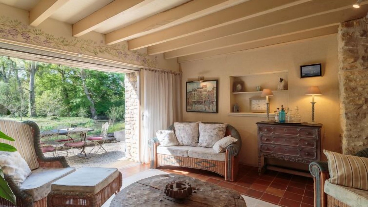 Photo of Livingroom in Payroux