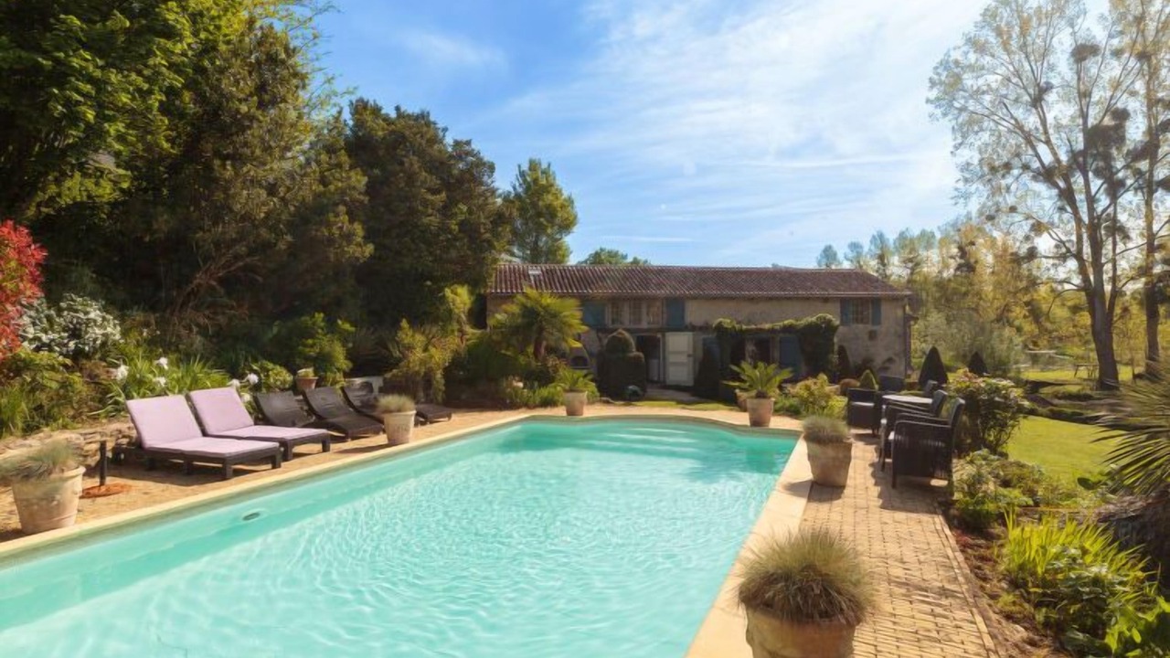 Photo of Outdoor in Payroux