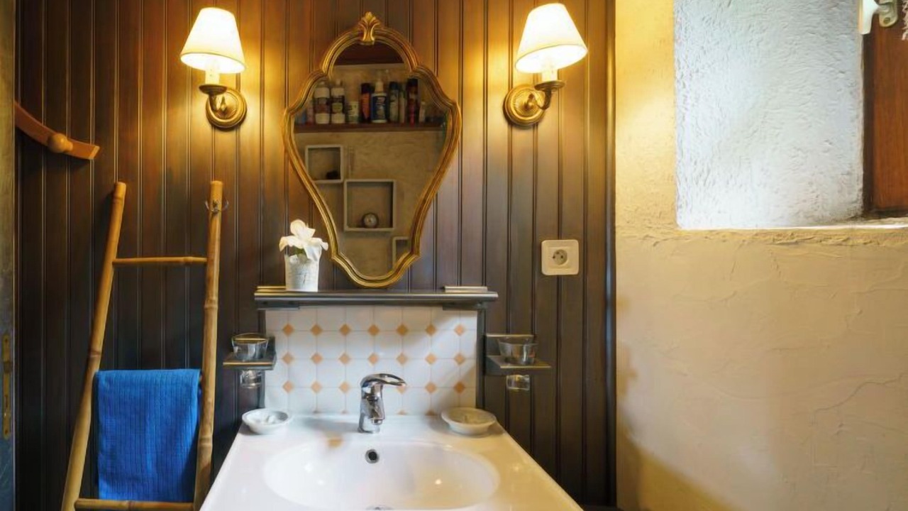 Photo of Bathroom in Crozon