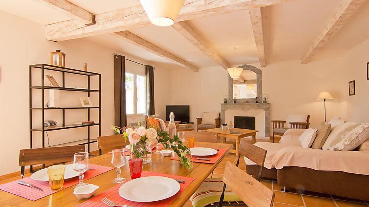 Photo of Bedroom in Lagnes